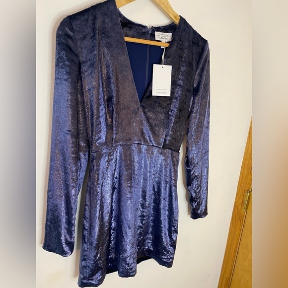 NWT And Other Stories Long SleeveMetallic Shimmer Mini Dress - Picture 6 of 6